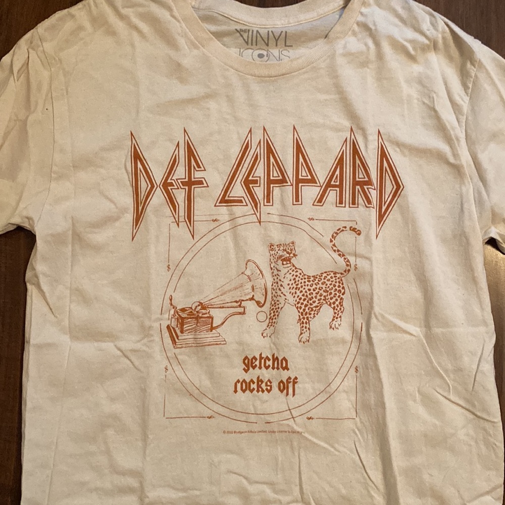 Def Leopard T-Shirt - Picture 2 of 4